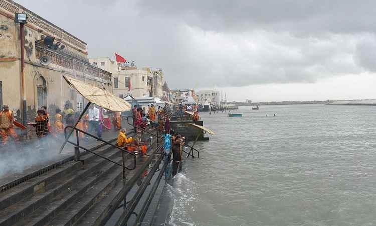 Gomti Ghat